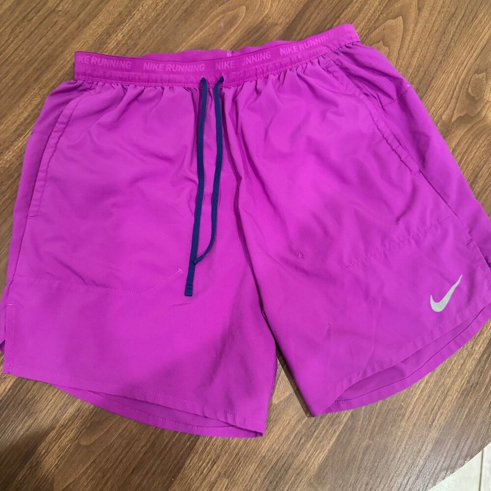Nike Men's Stride 7" 2-In-1 Dri-Fit Running Shorts : Medium